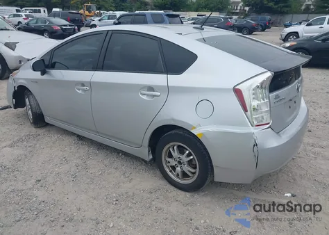 2011 Toyota Prius z USA, uszkodzony, nr VIN JTDKN3DUXB1440569
